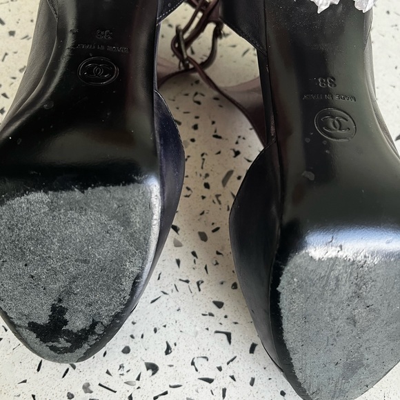 SOLD | CHANEL | Fall ‘12 Runway Shoe | RARE | size 38 - Picture 5 of 7